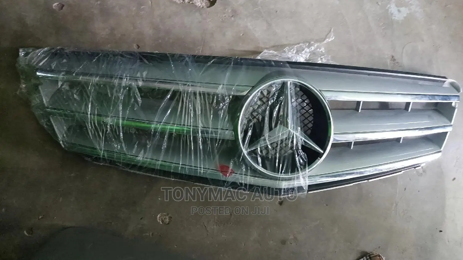 Front Grille Mercedes-benz C300