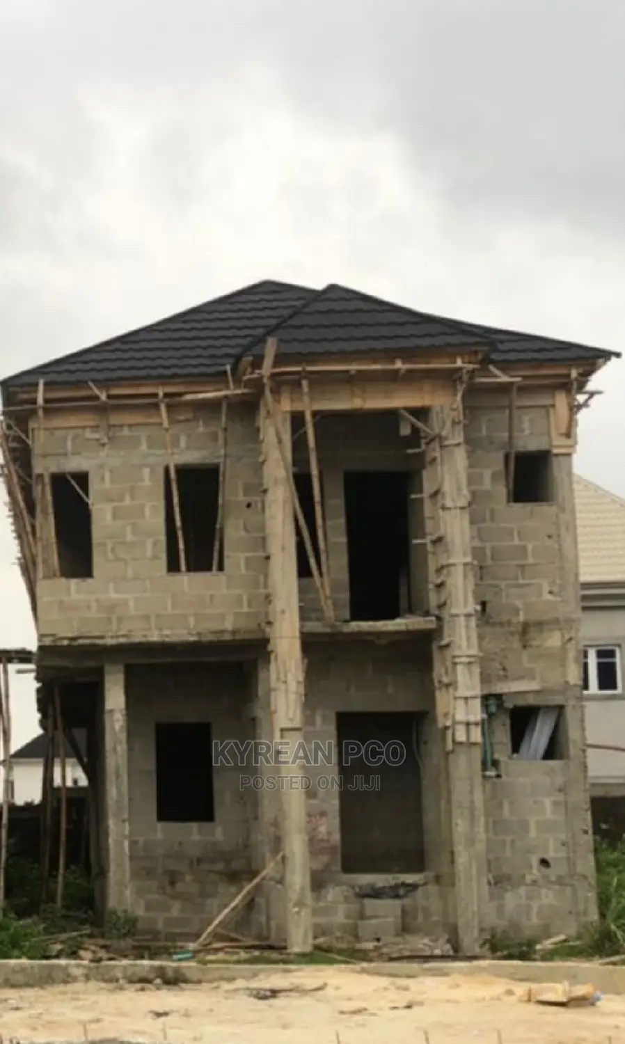 4bdrm Duplex in Bogije for sale