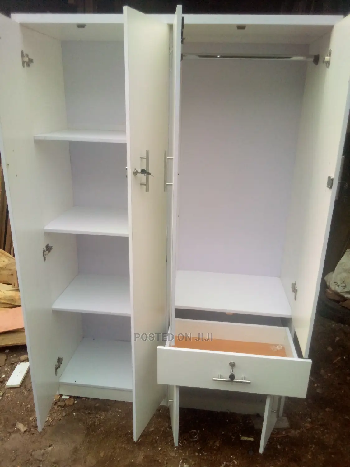 Big Wardrobe 6 Ftt Height 4 Ftt Wide White