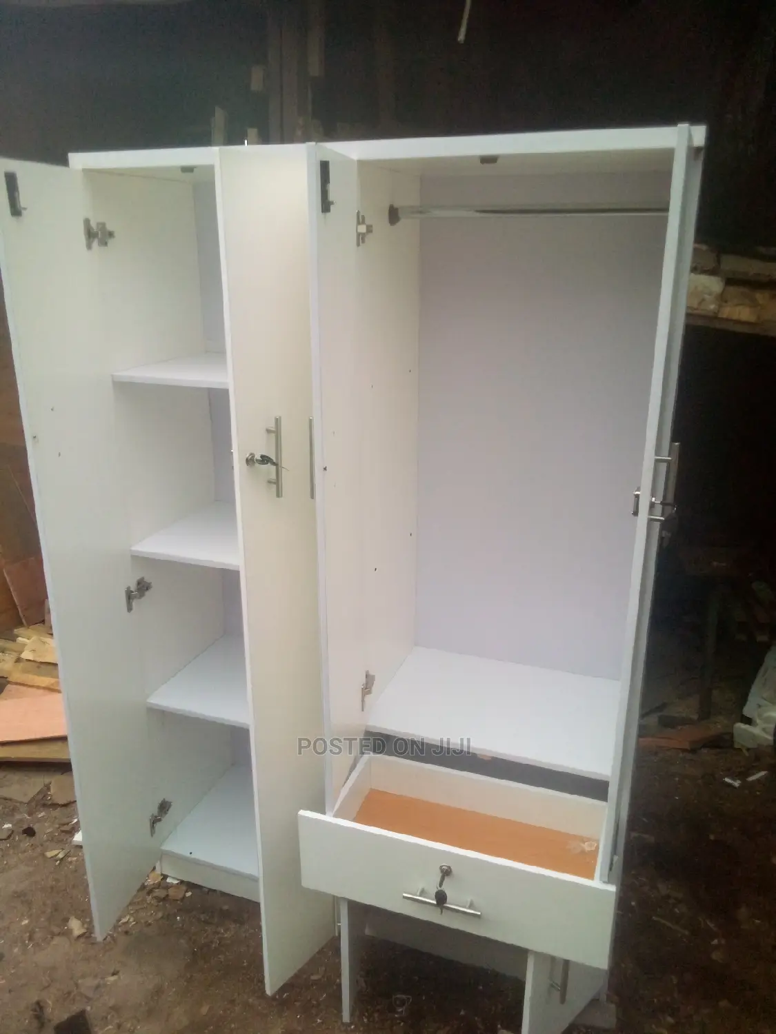 Big Wardrobe 6 Ftt Height 4 Ftt Wide White