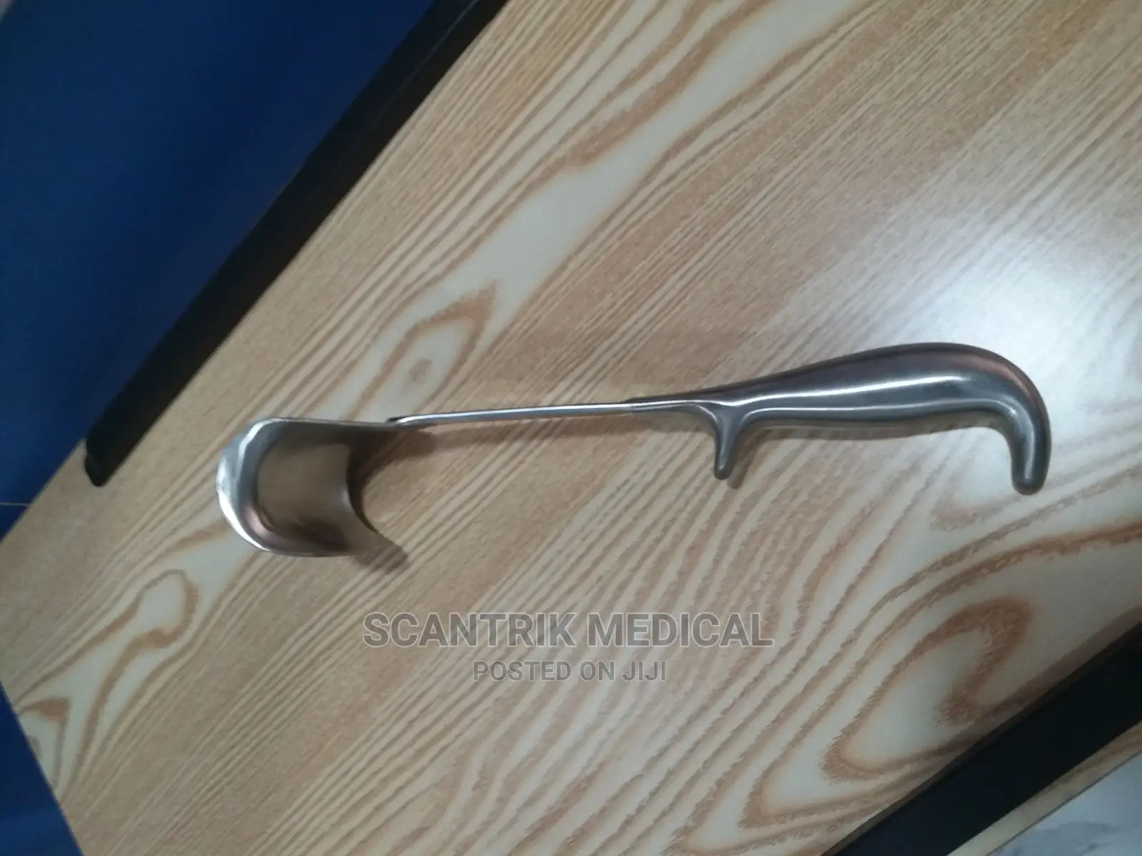 Portable Doyen Abdominal Retractor
