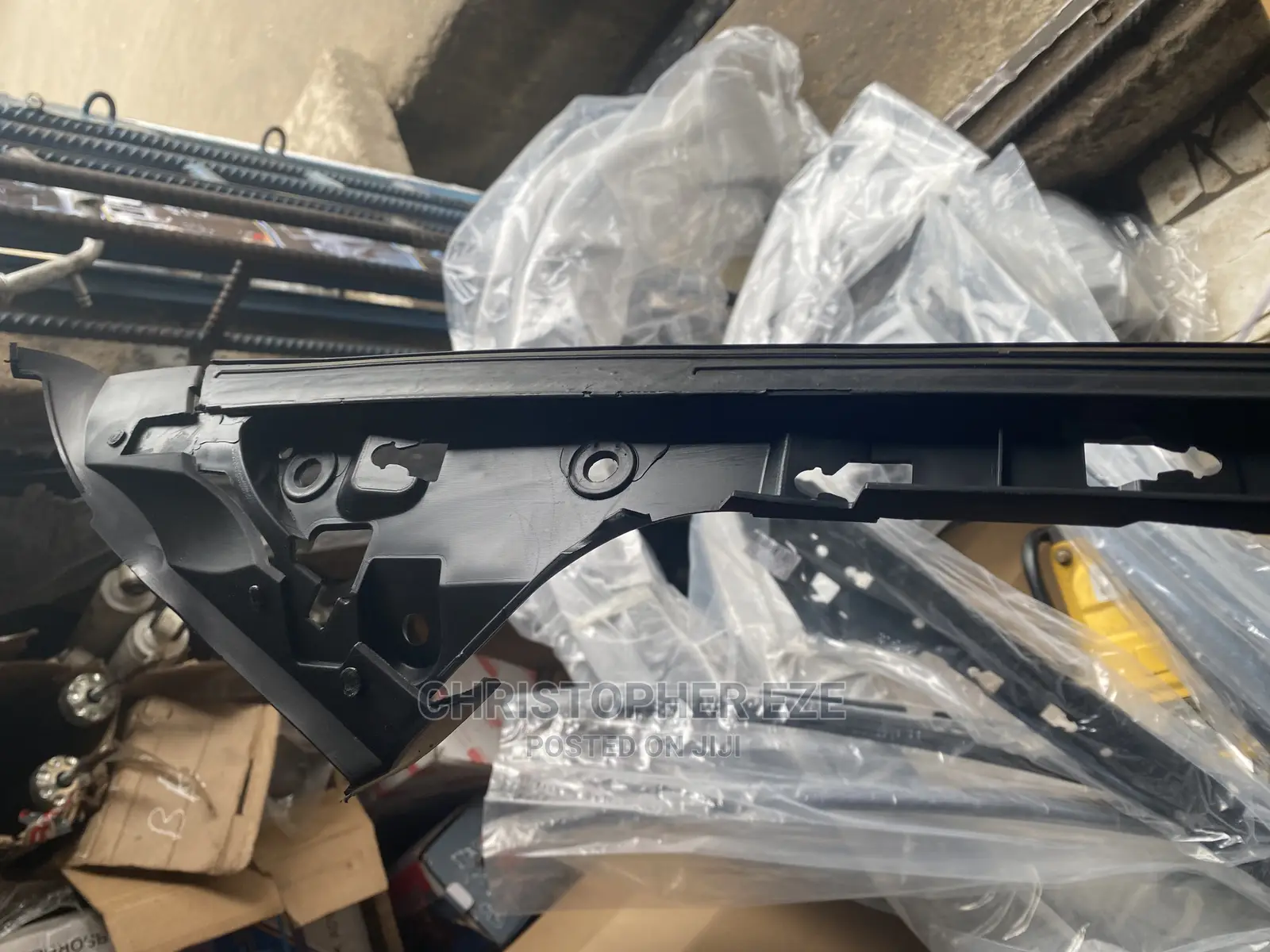 Ford Explorer Inner Windscreen Chrome 2011 2012 2013 2014