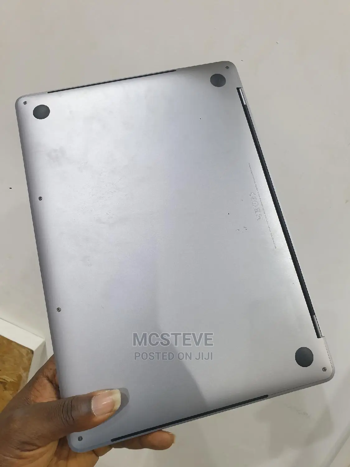 Laptop Apple MacBook Pro 2017 8GB Intel Core I5 SSD 500GB