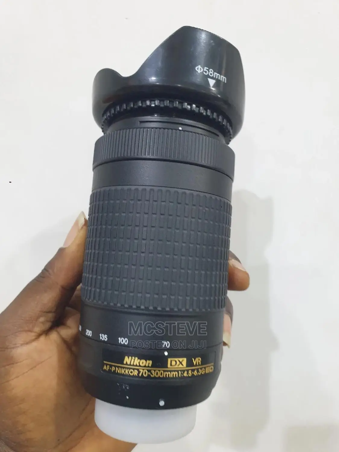 Nikon Nikkor 70 - 300MM Lens