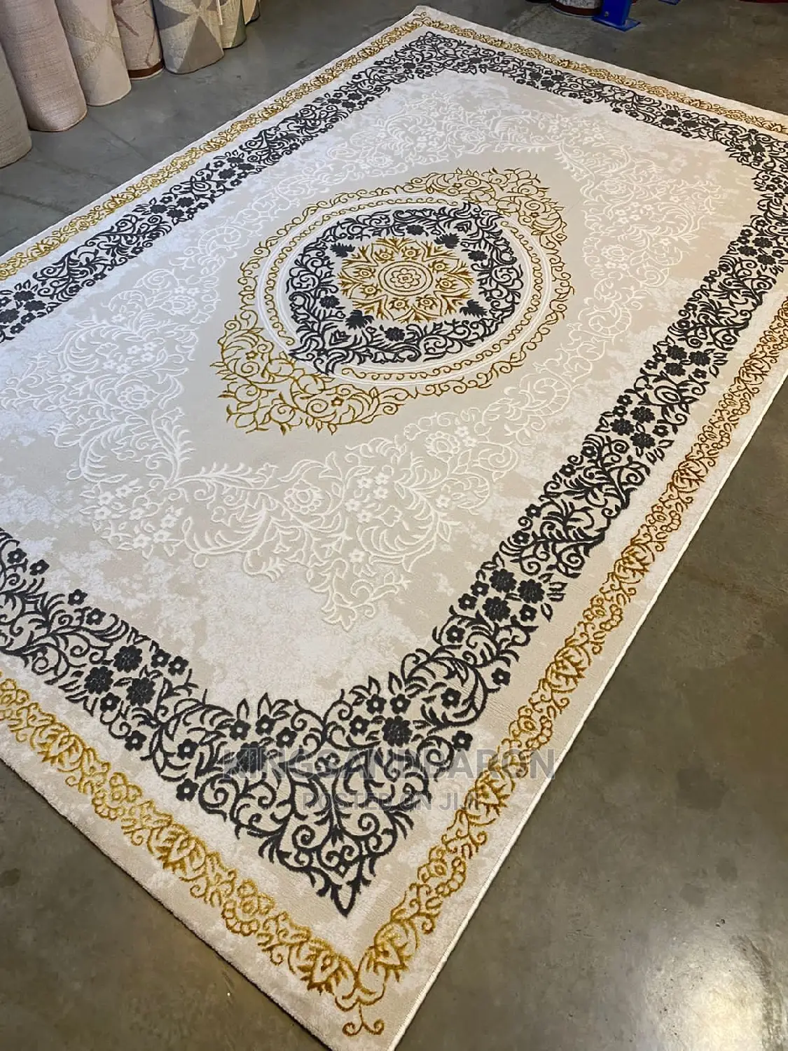 5x7fts Arabian Center Rug(3x5,4x6,7x10,Available)