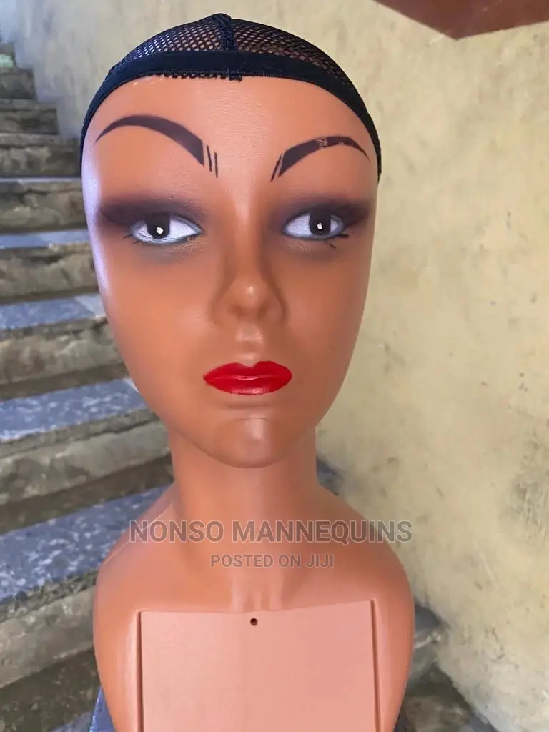 Plastic Female Long Head Mannequin Display