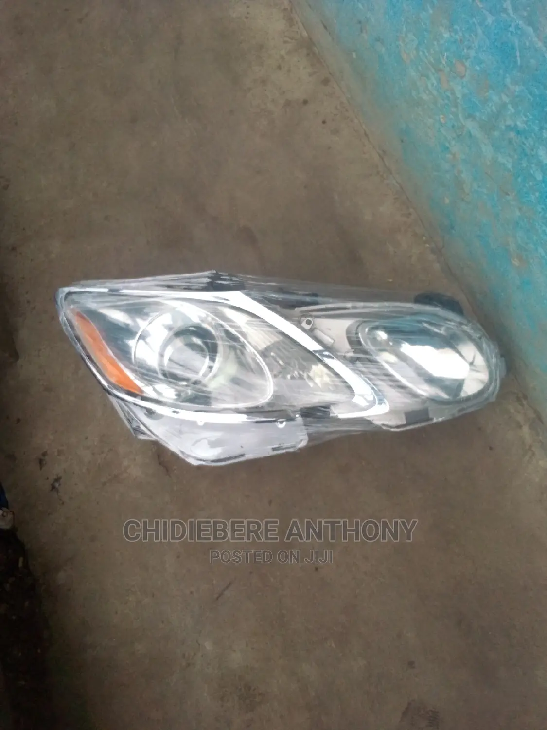 Both Sides Original Headlight Gs 350 2008 Model, Available
