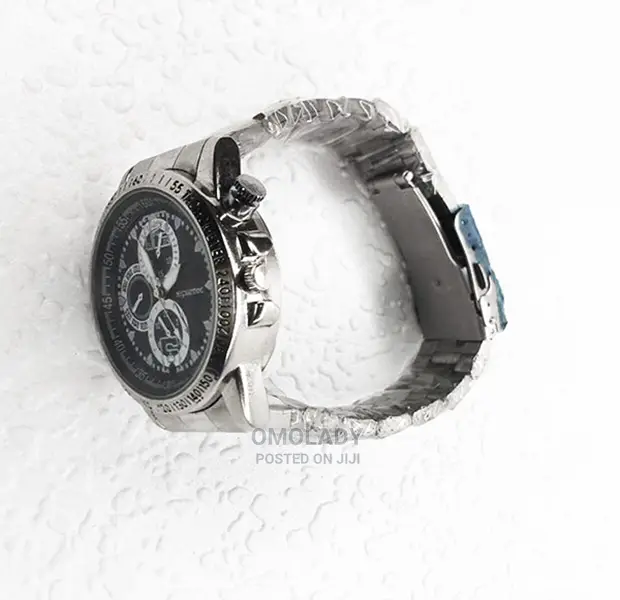 Fashionable Men's Wristwatch