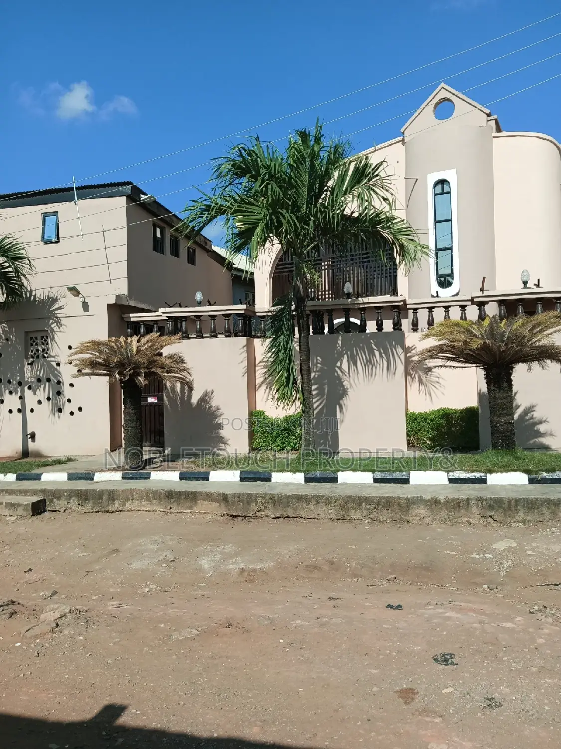 5bdrm Duplex in Governor Road Ikotun for sale