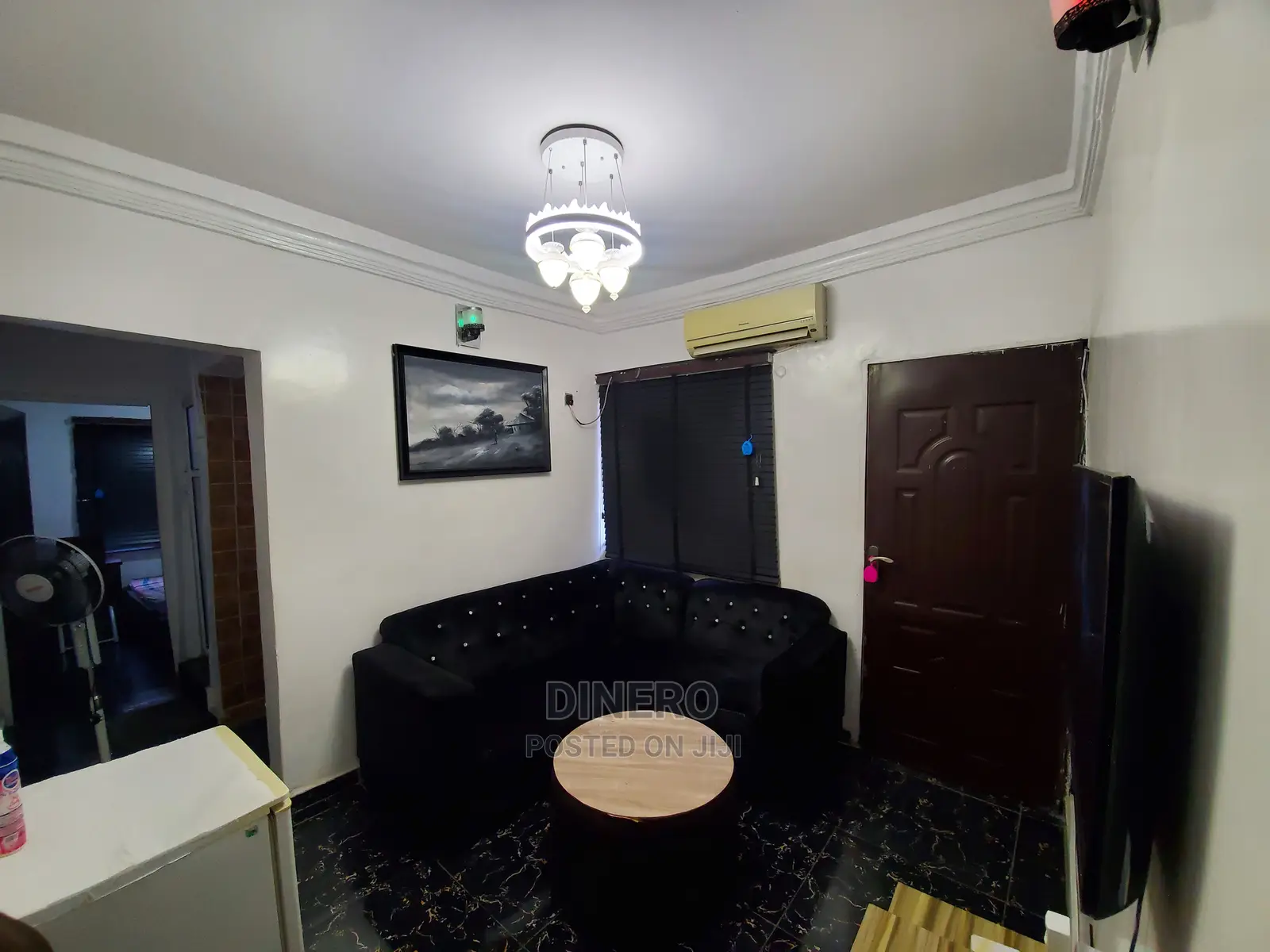 Dinero Cozy - One Bedroom Apartment, Surulere