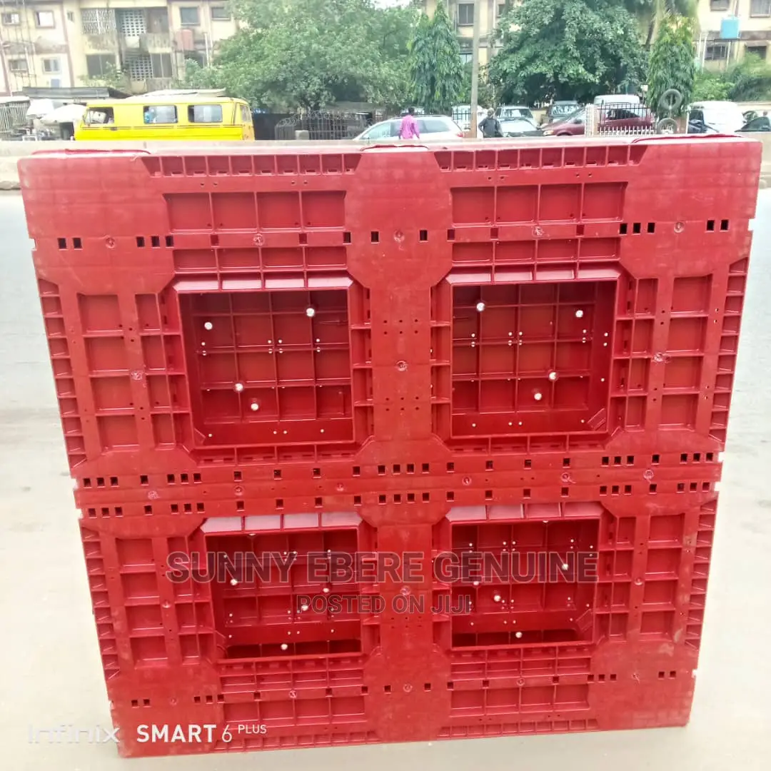 Heavy Duty Stackable Plastic Pallet 1200x1200x150mm
