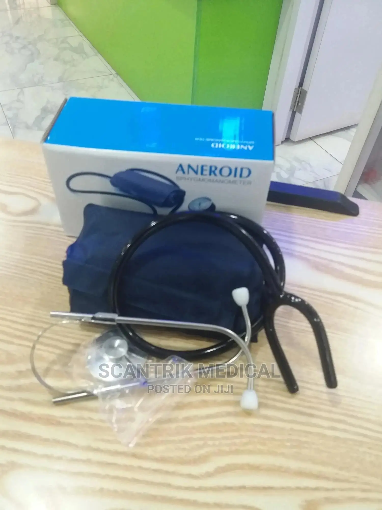 Portable Sphygmomanometer Aneroid Manual Blood Pressure