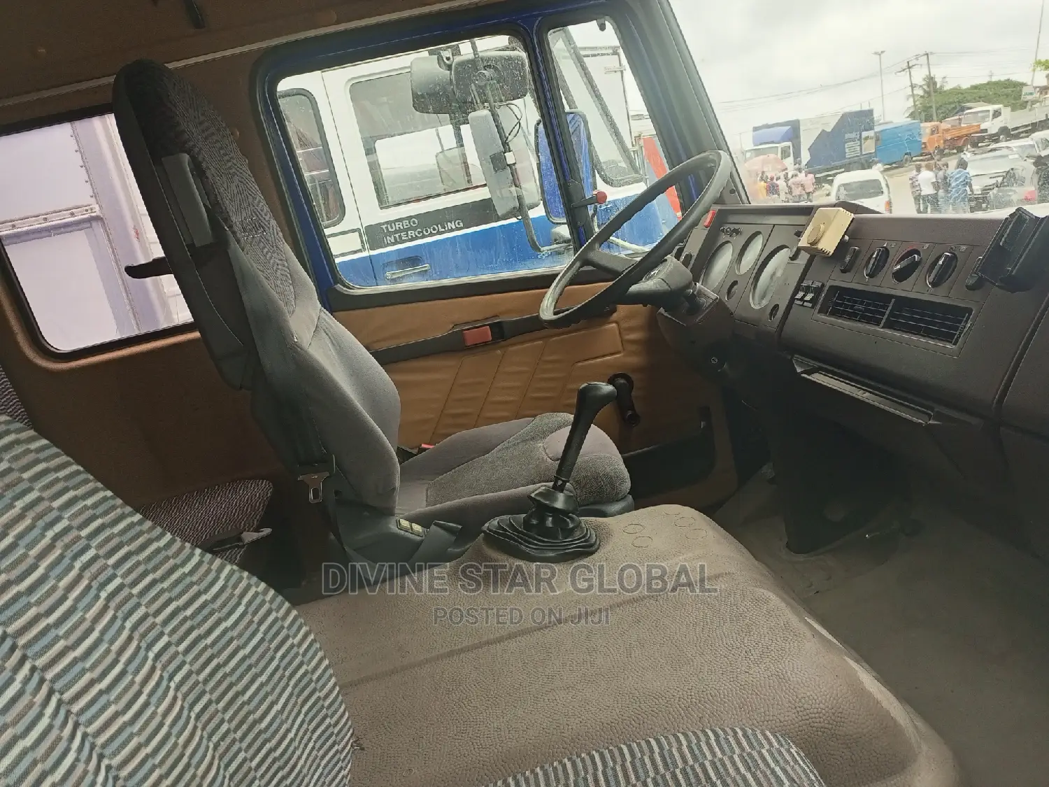 Mercedes-Benz 1117