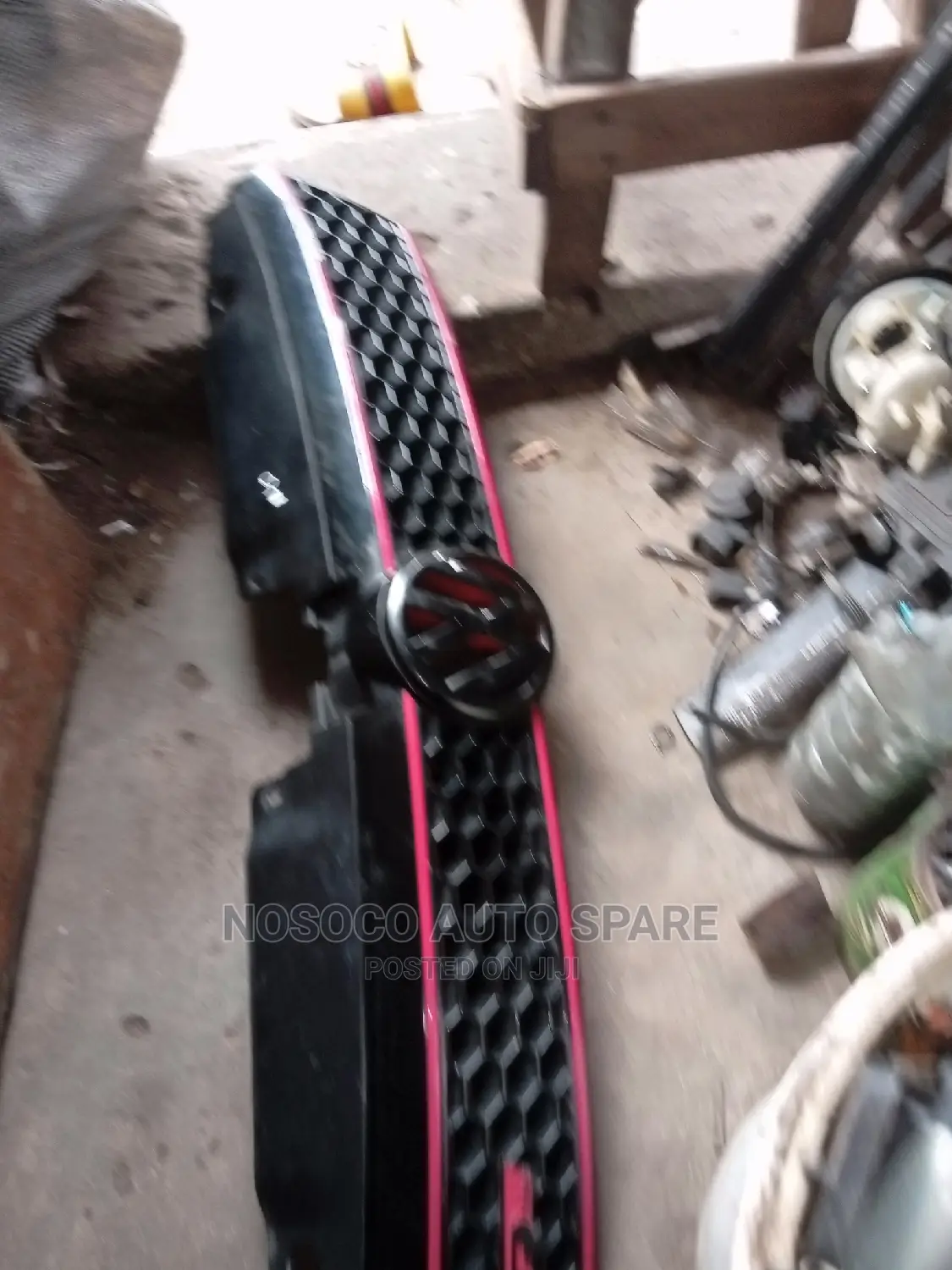 Front Grill Jetta 6 GTI 2013