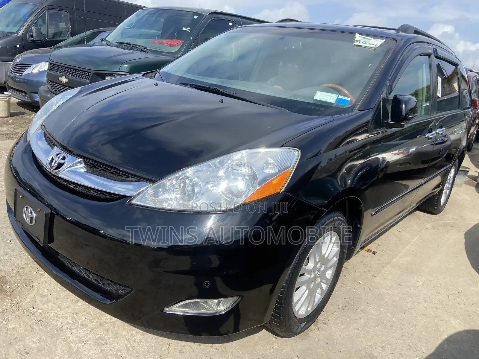 Toyota Sienna XLE Limited AWD 2009 Black