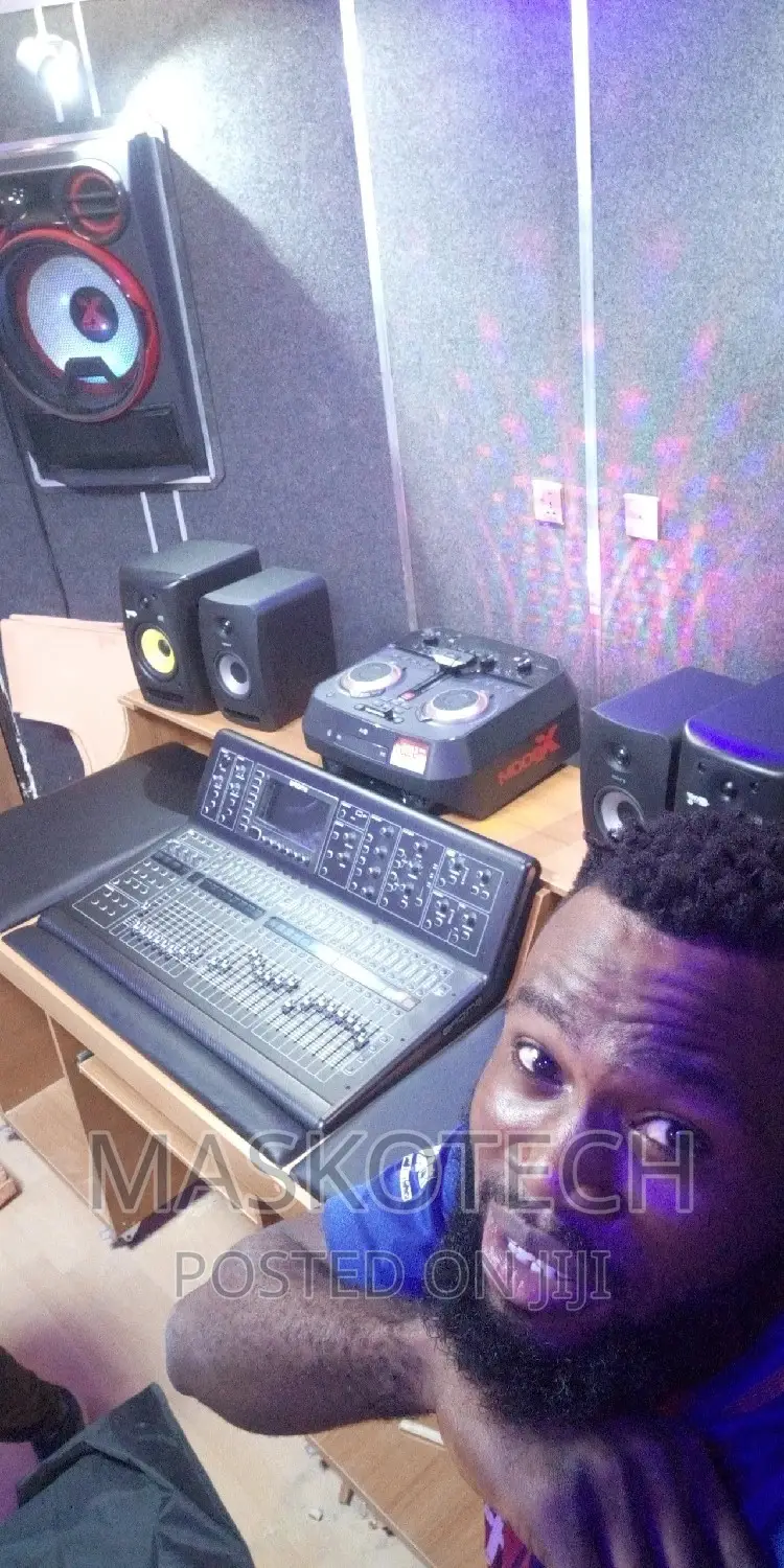 Acoustic Panels, Bass Traps, Diffuser and Sound Proofing