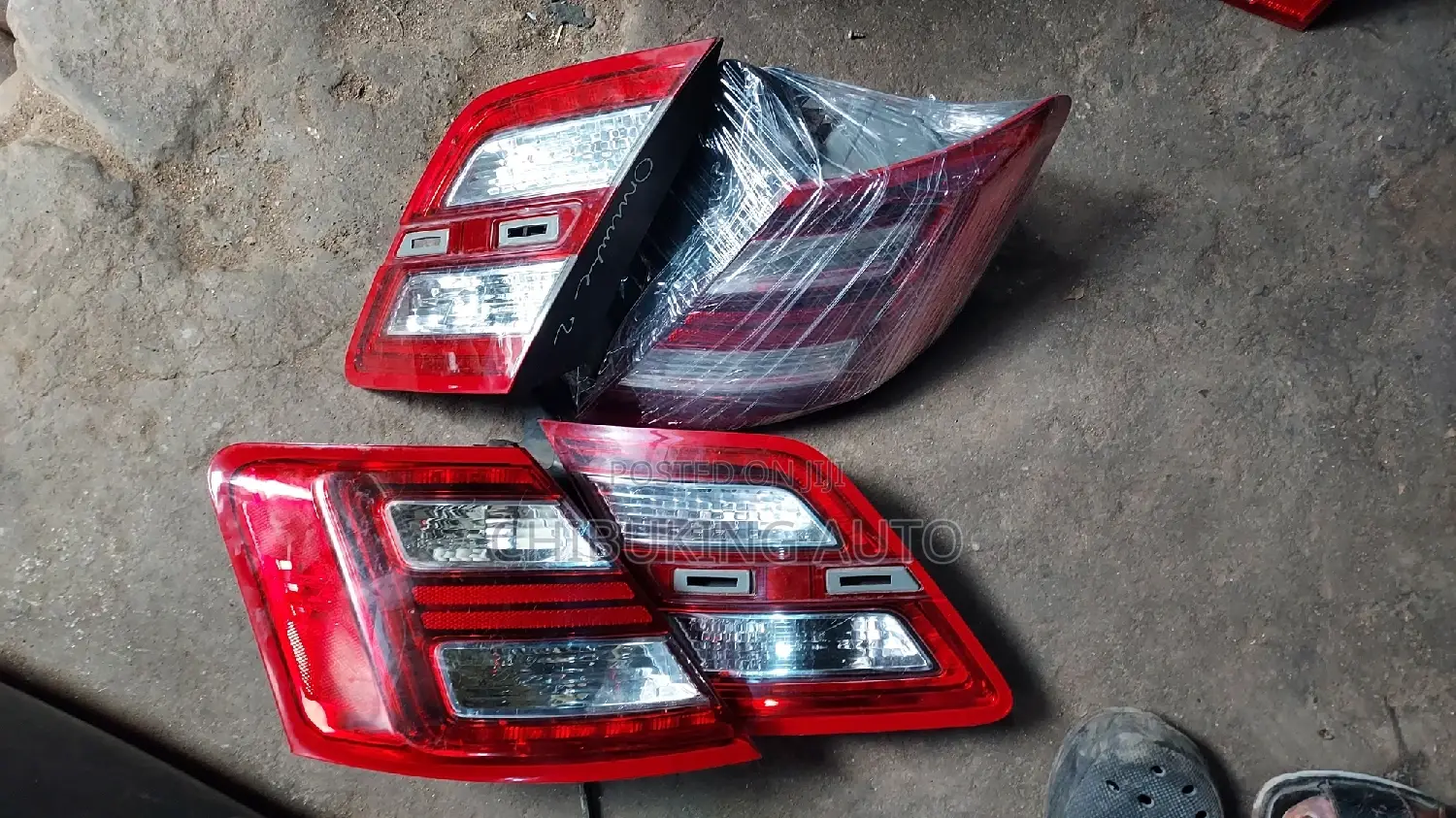 Headlamp Ford Taurus 2013