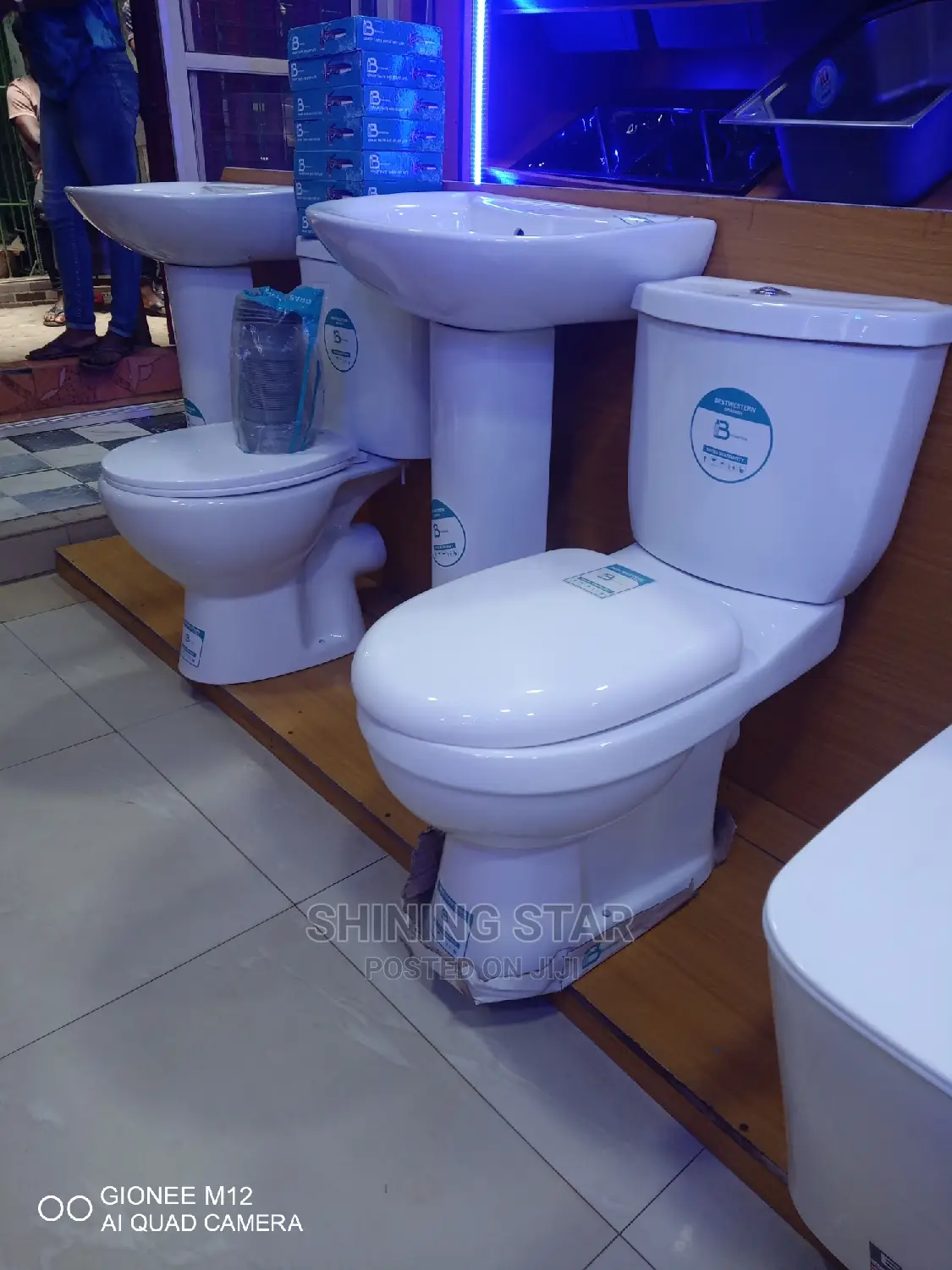 Best England Medium Toilet Set