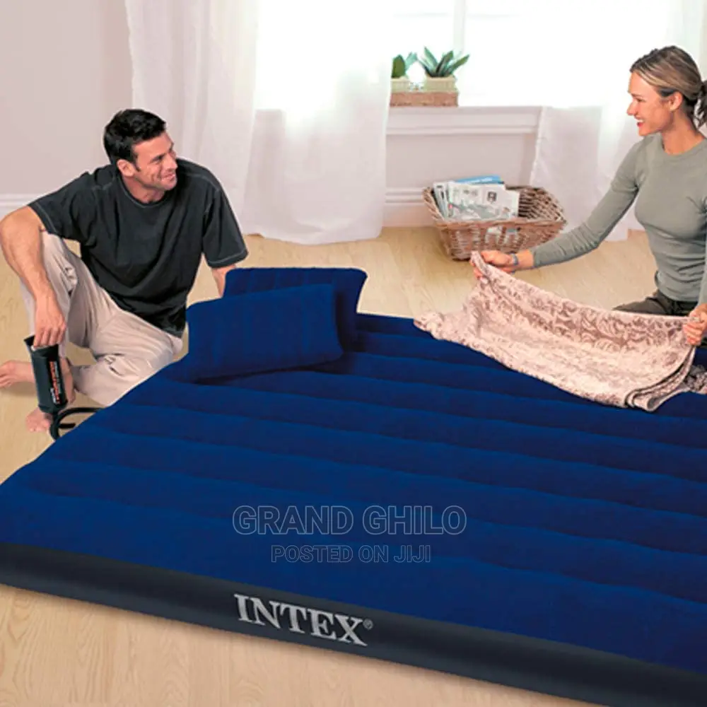 Intex Classic Downy Airbed With Two Pillows