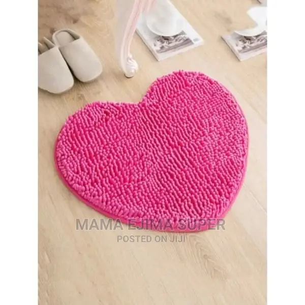 Heart Shape Fluffy Door Mat - Pink
