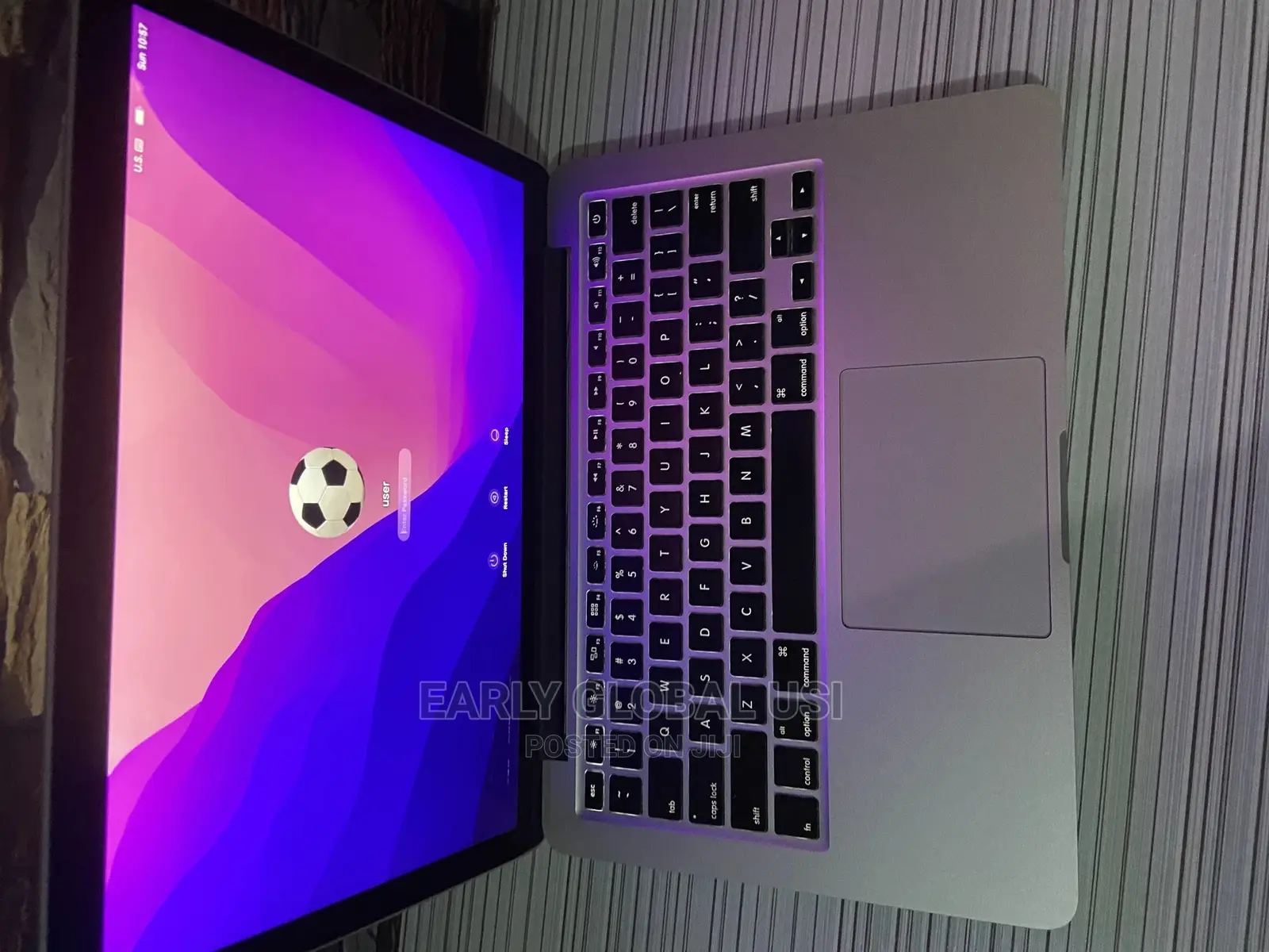 Laptop Apple MacBook Pro 2015 8GB Intel Core I5 SSD 512GB