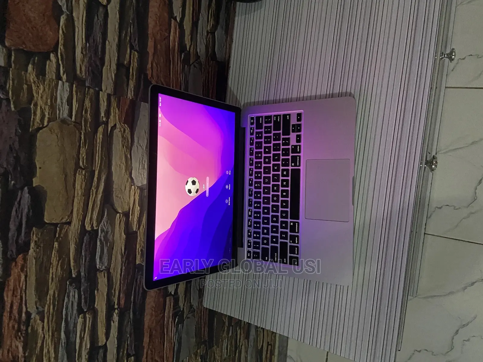 Laptop Apple MacBook Pro 2015 8GB Intel Core I5 SSD 512GB