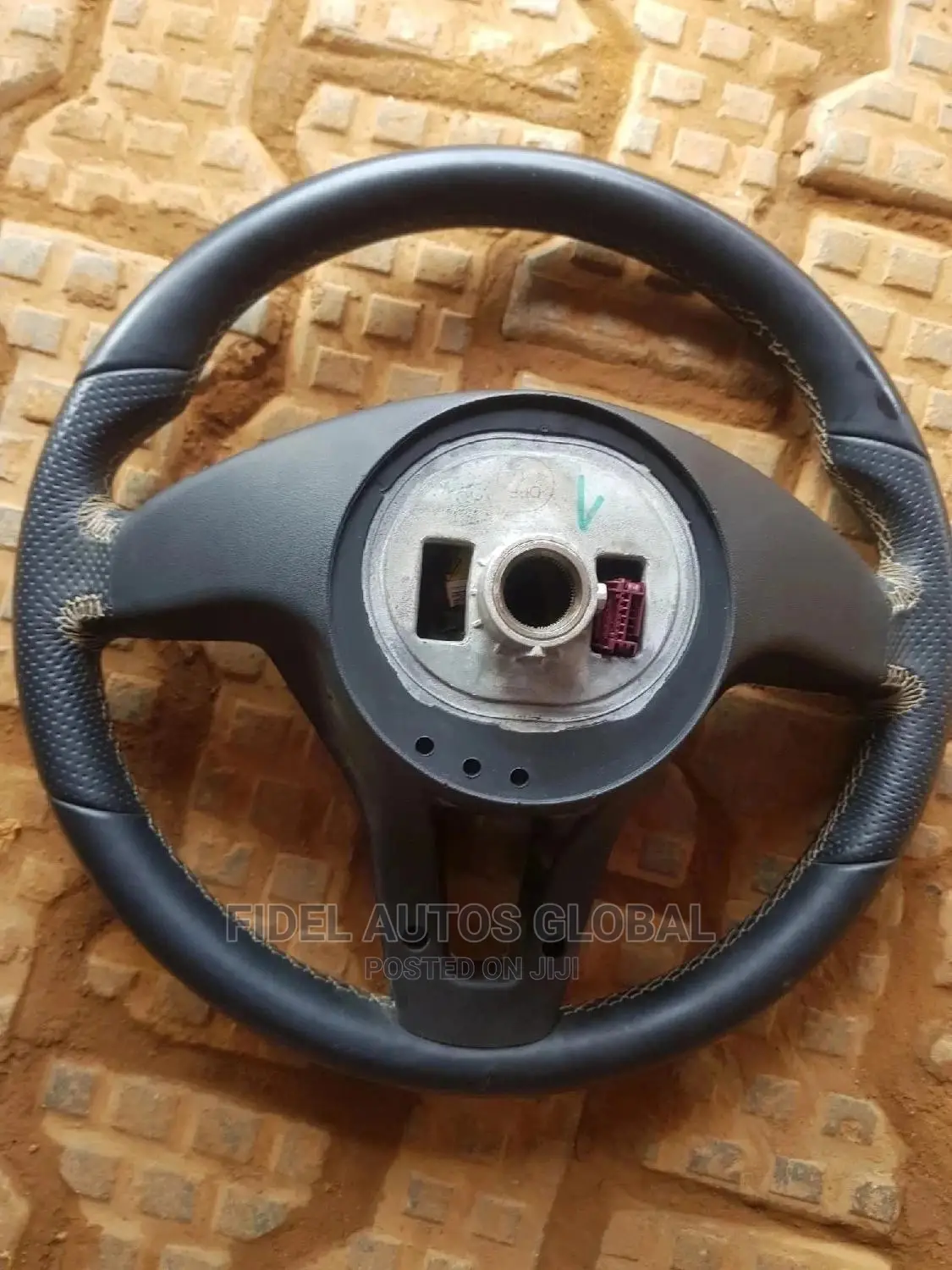 Quality Mercedes Benz Automatic Steering Wheel.