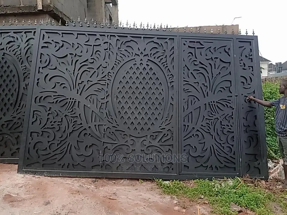 Standard Wroght Iron Rolling Gate for Your Home