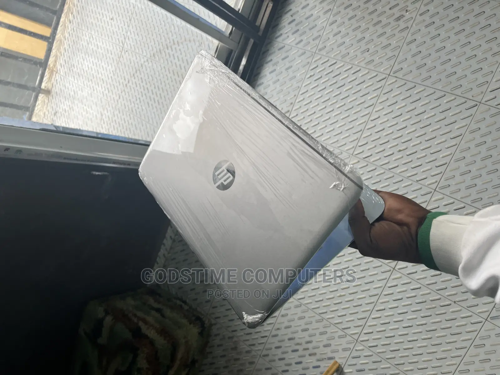 New Laptop HP EliteBook 1040 G3 8GB Intel Core I5 SSD 250GB