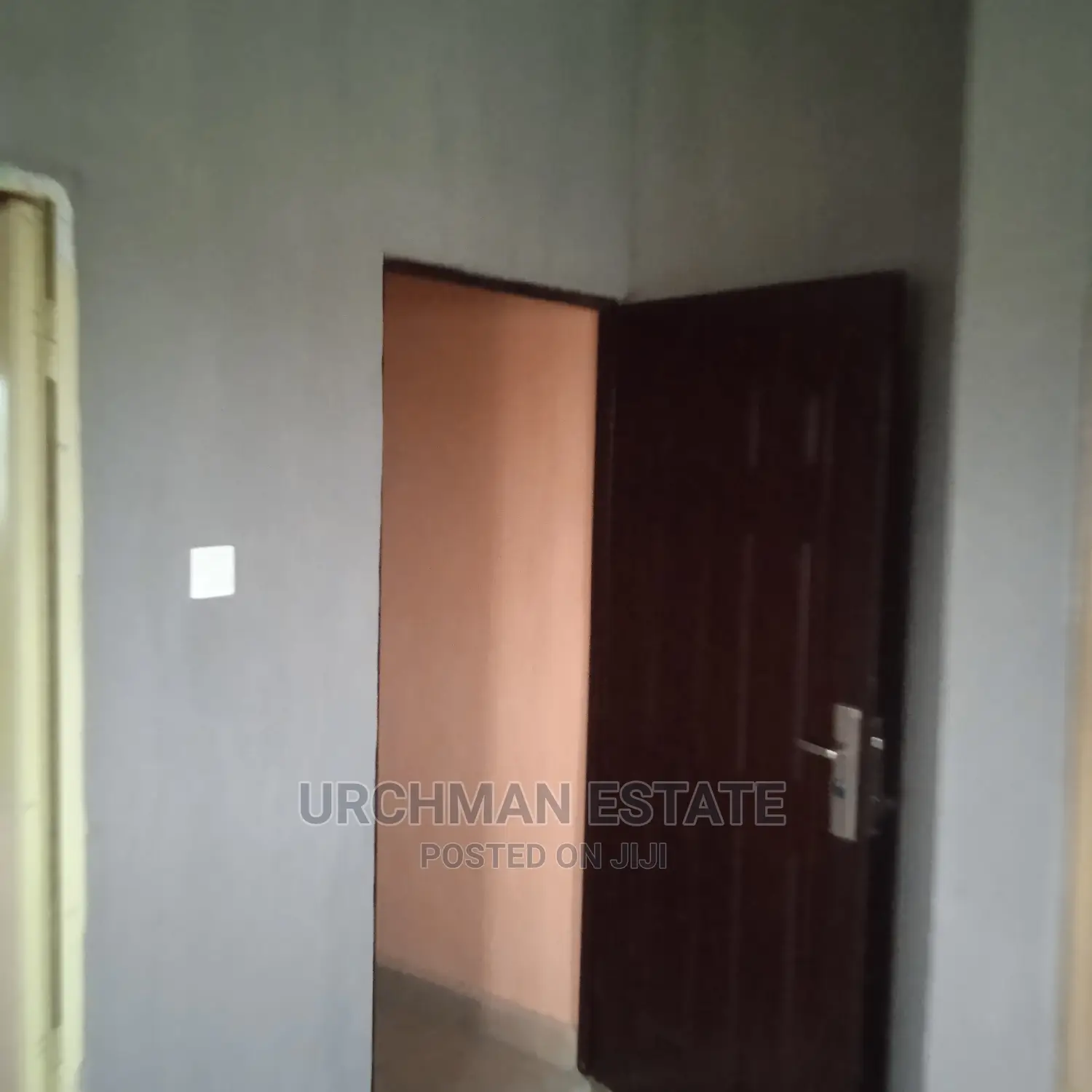 Furnished 3bdrm Apartment in Newsite Off Navy, Satellite Town for rent