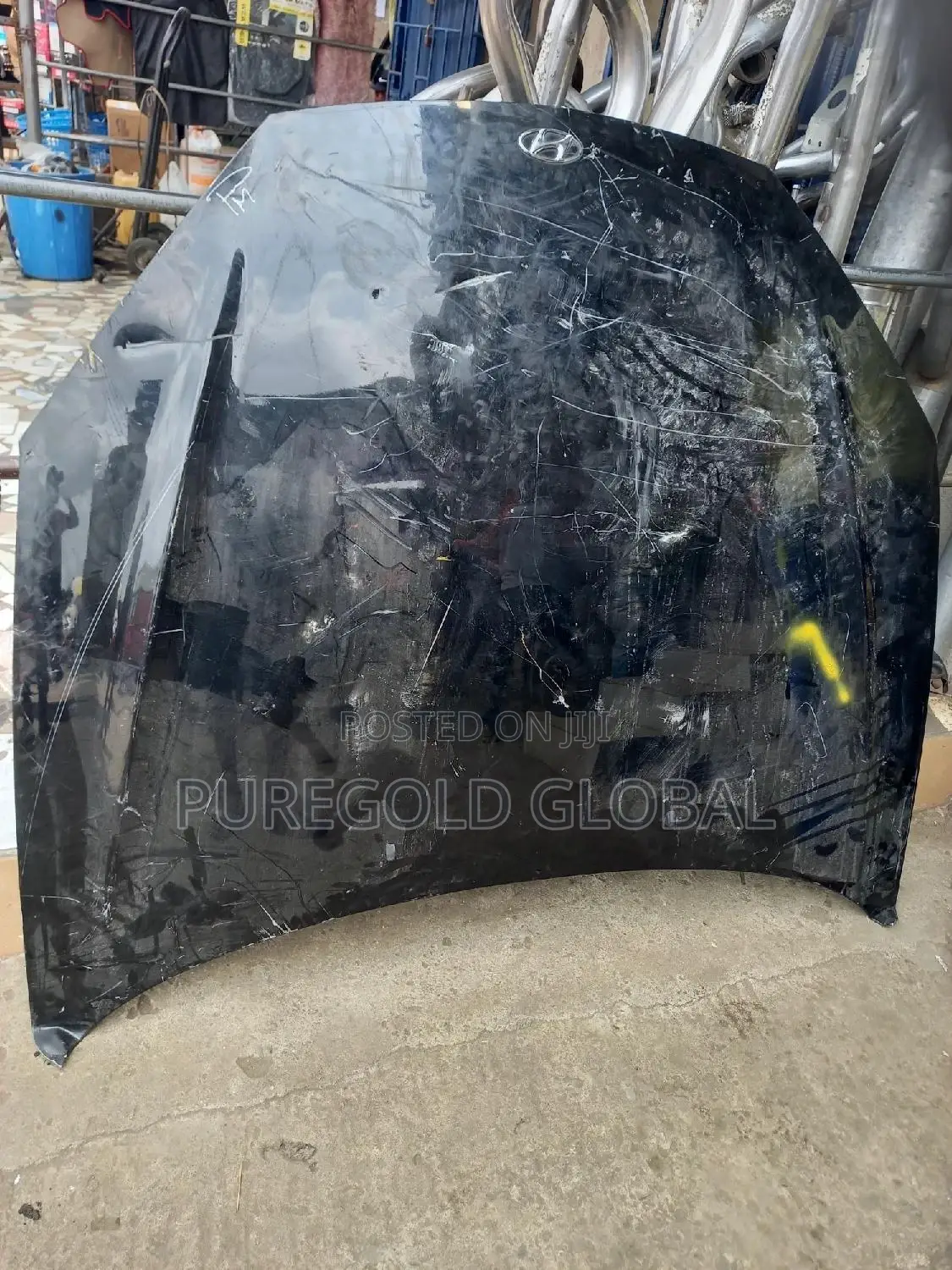 Hyundai Tiburon Bonnet