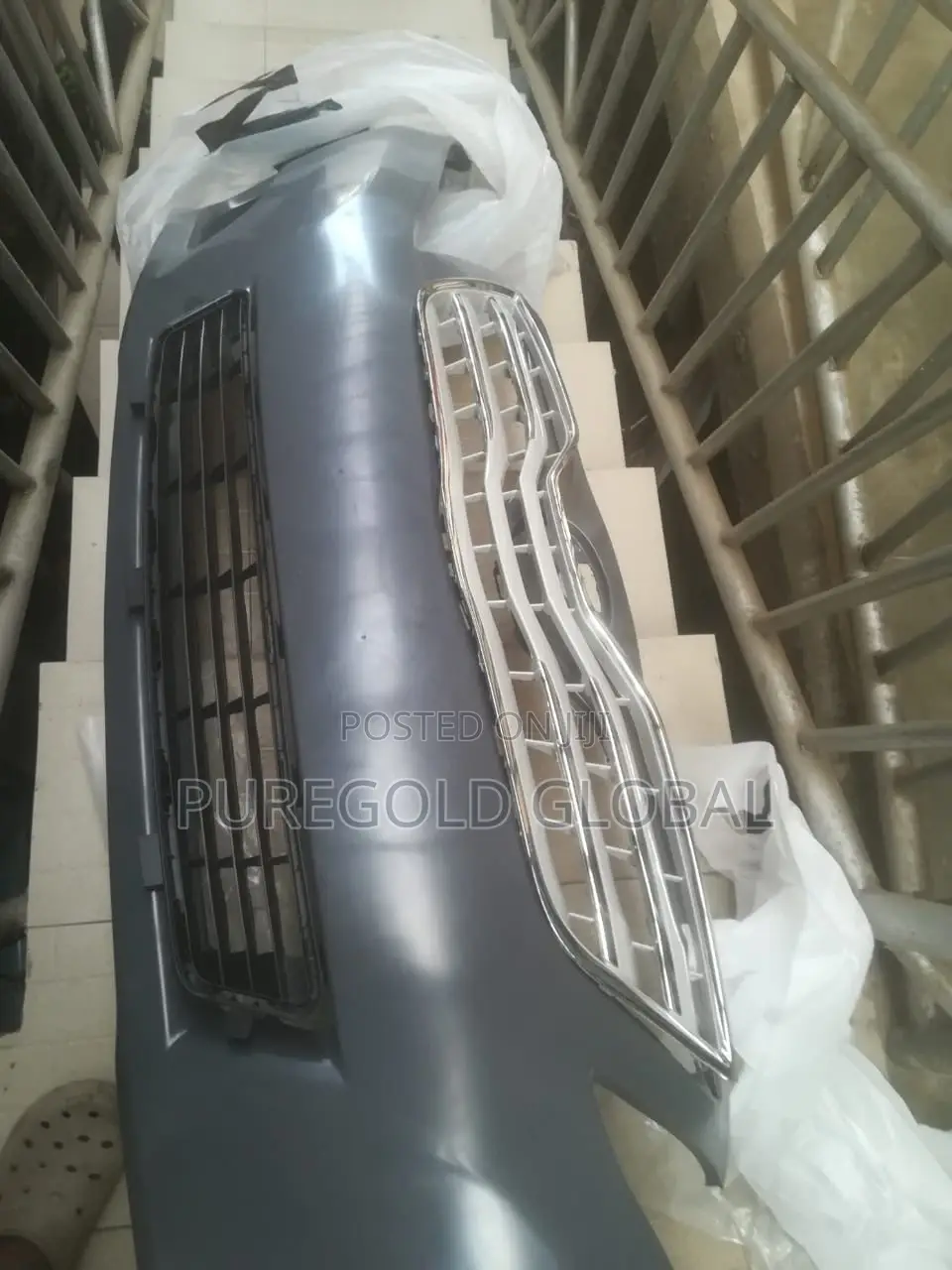 Camry 2010 Bumper and Grille