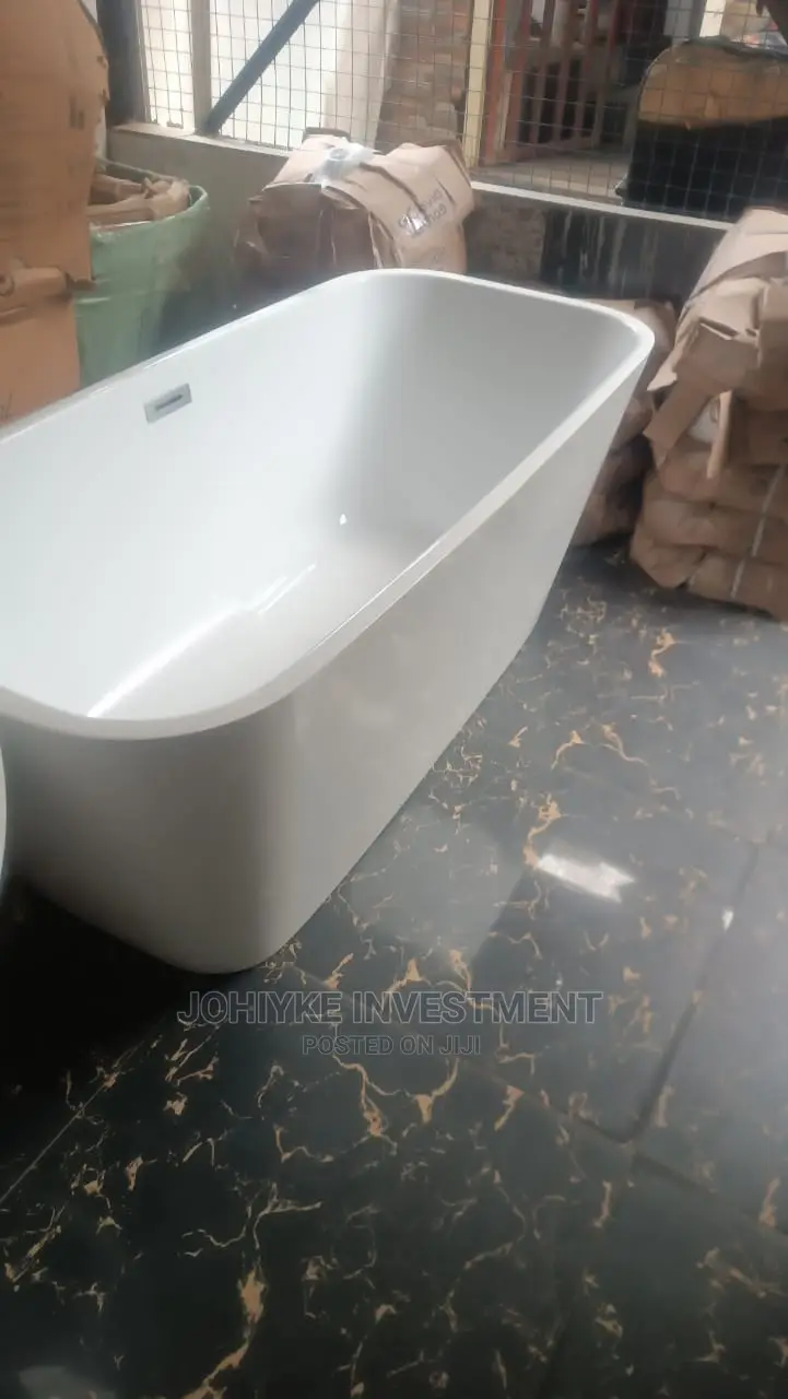 High Qlity Free Standing Italian Bathub at Affordable Price's
