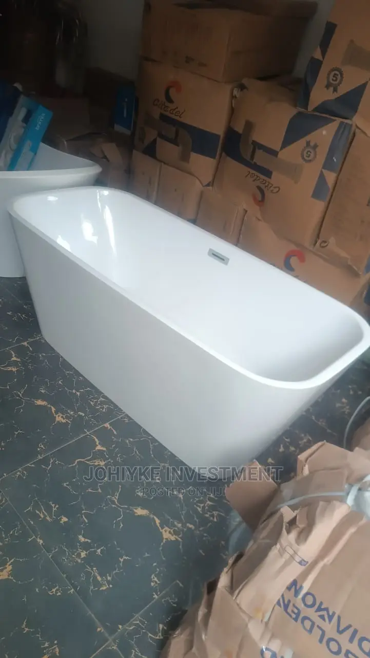 High Qlity Free Standing Italian Bathub at Affordable Price's