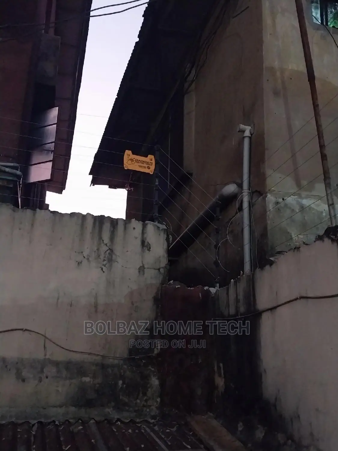 Electric Fence-wire; Don't Show Intruder Any Mercy.