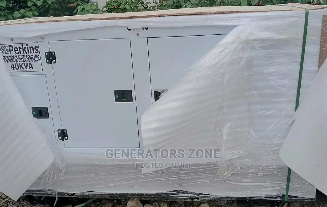 Semi-Silent Sp40 Perkins Soundproof Diesel Generator