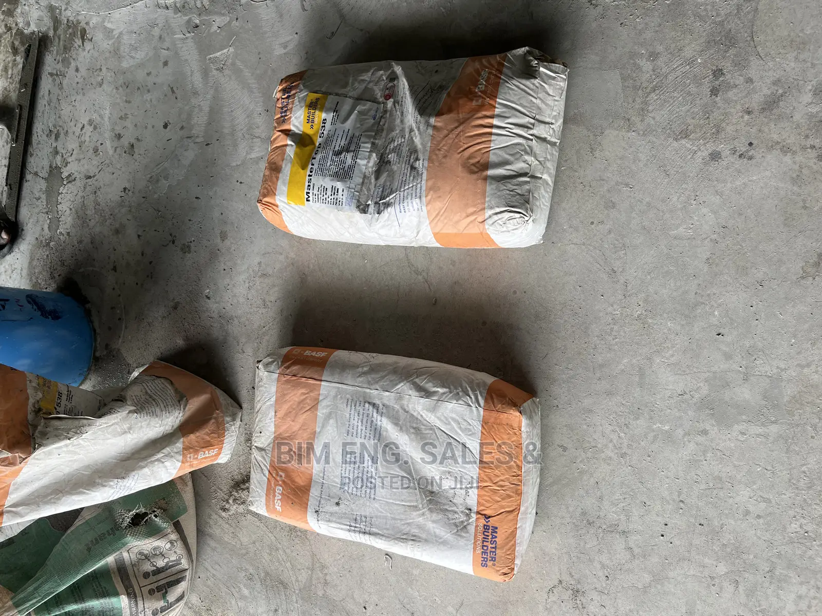 Self Leveling Tools and Materials Smooth Concrete Flooring