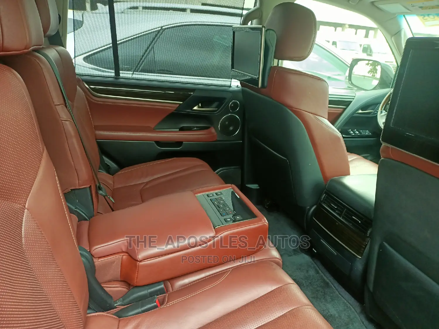 Lexus LX 570 AWD 2016 Gray