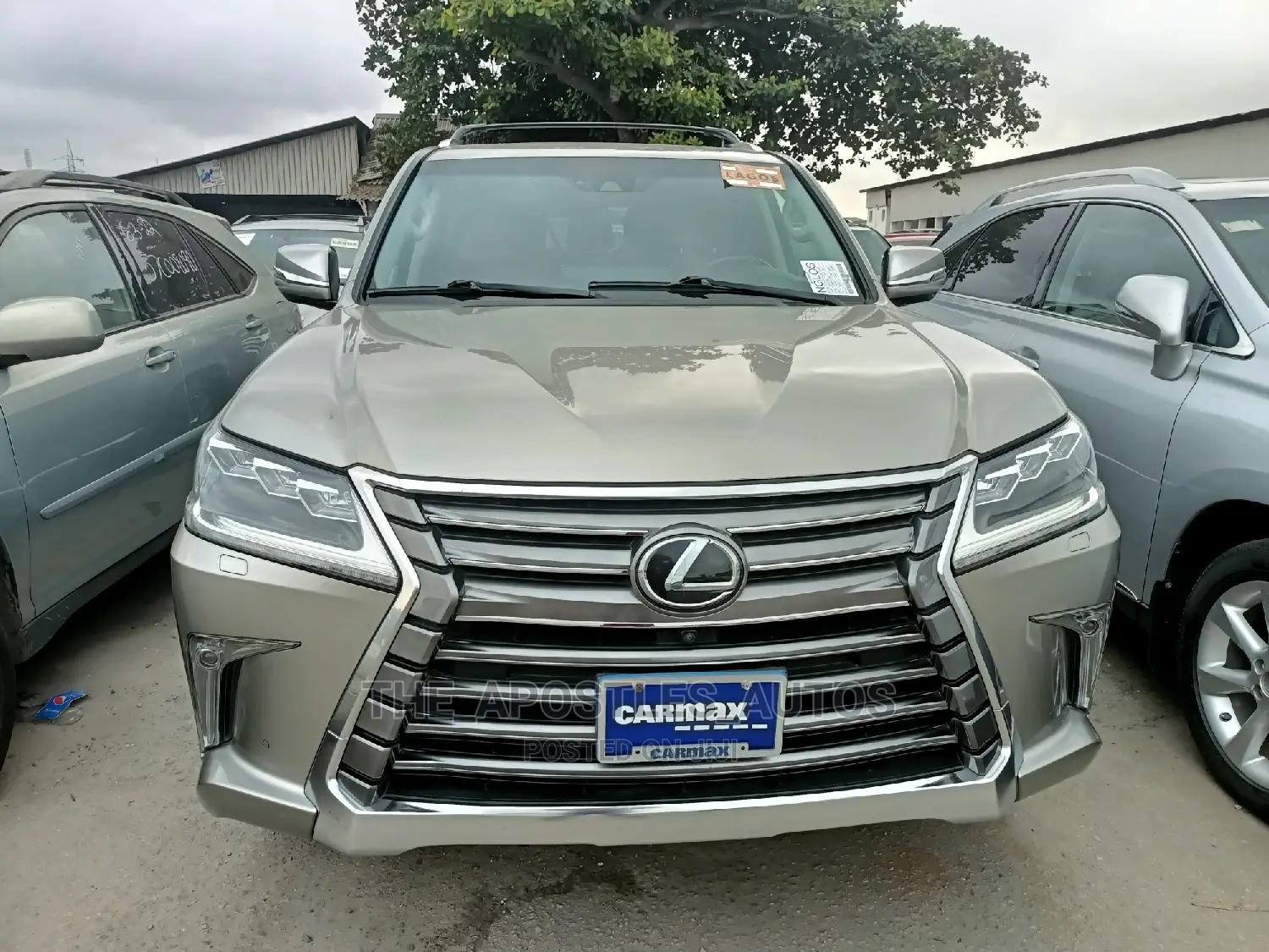 Lexus LX 570 AWD 2016 Gray