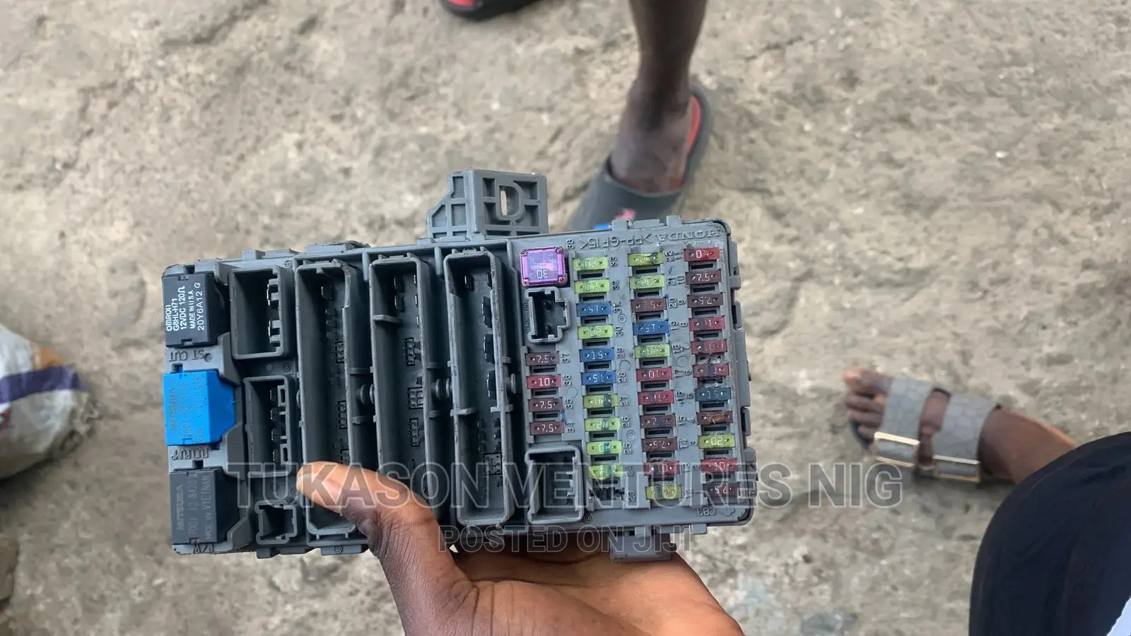 Fuse Box 2007 Honda CR-V