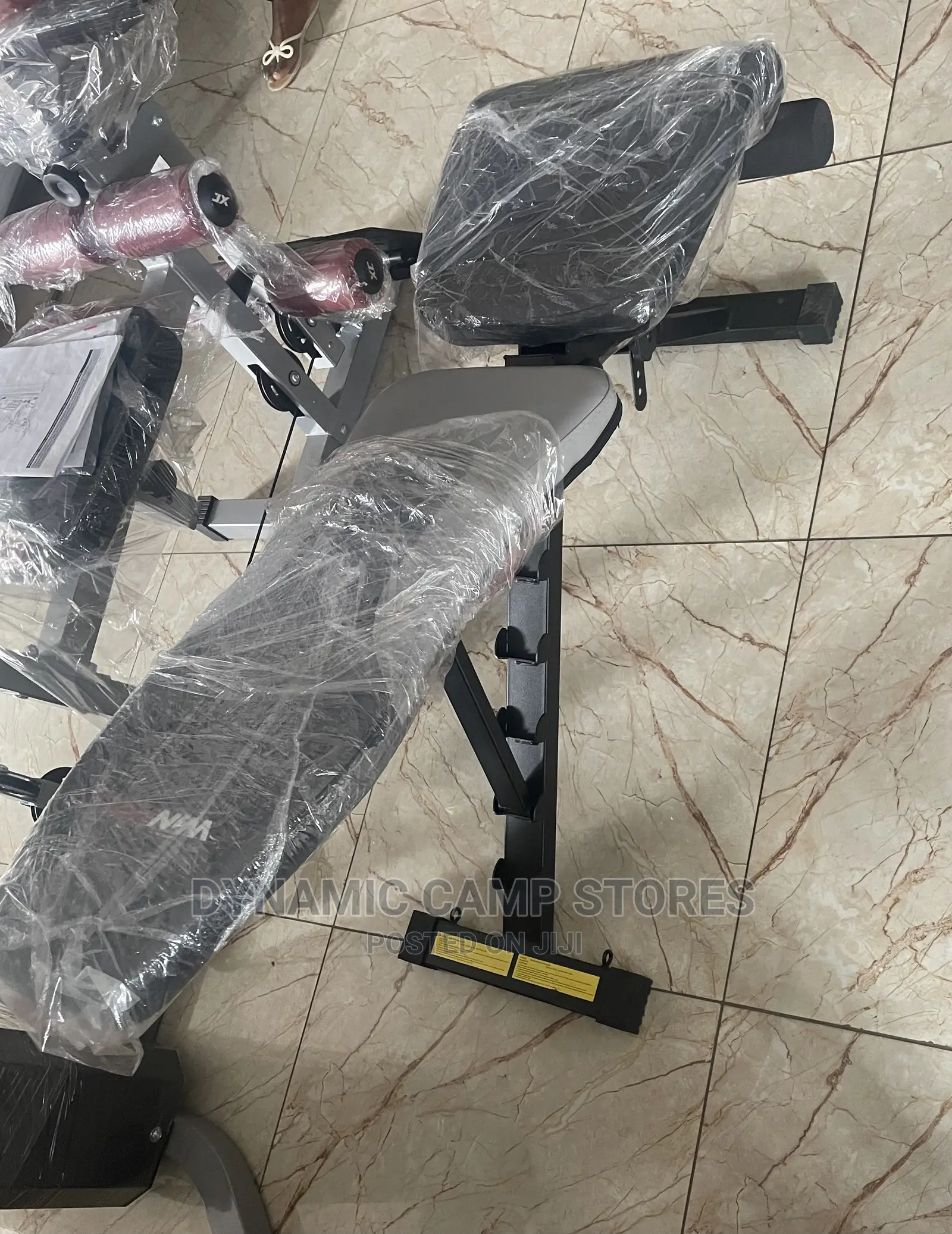 Commercial Adjustable Weight Bench