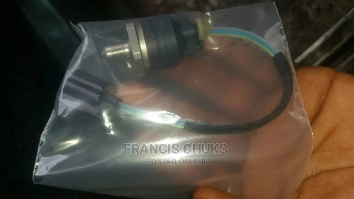 Fuel Ray Sensor for Range Rover Sport or Lr4 2010 Model
