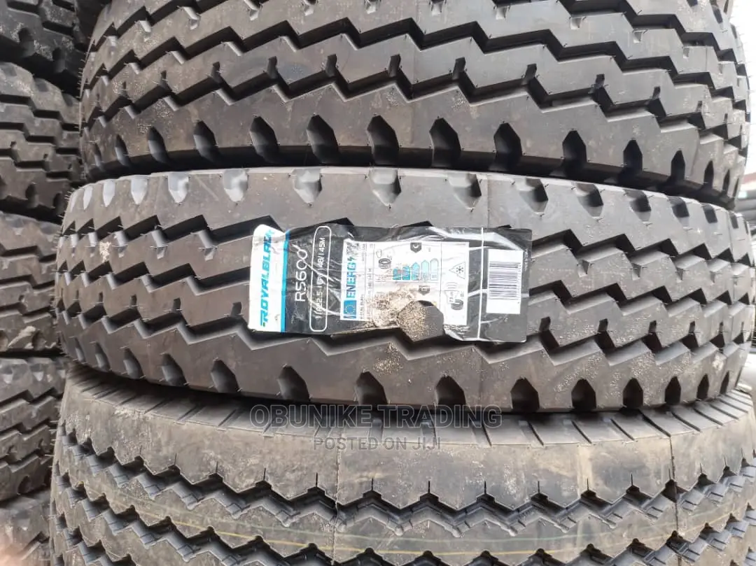 11R22.5 Royal Black Tyre.