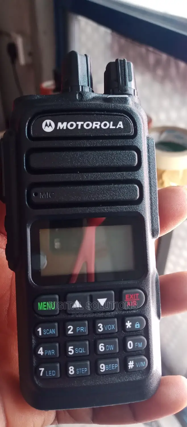 CP7000 Motorola Walkie Talkie