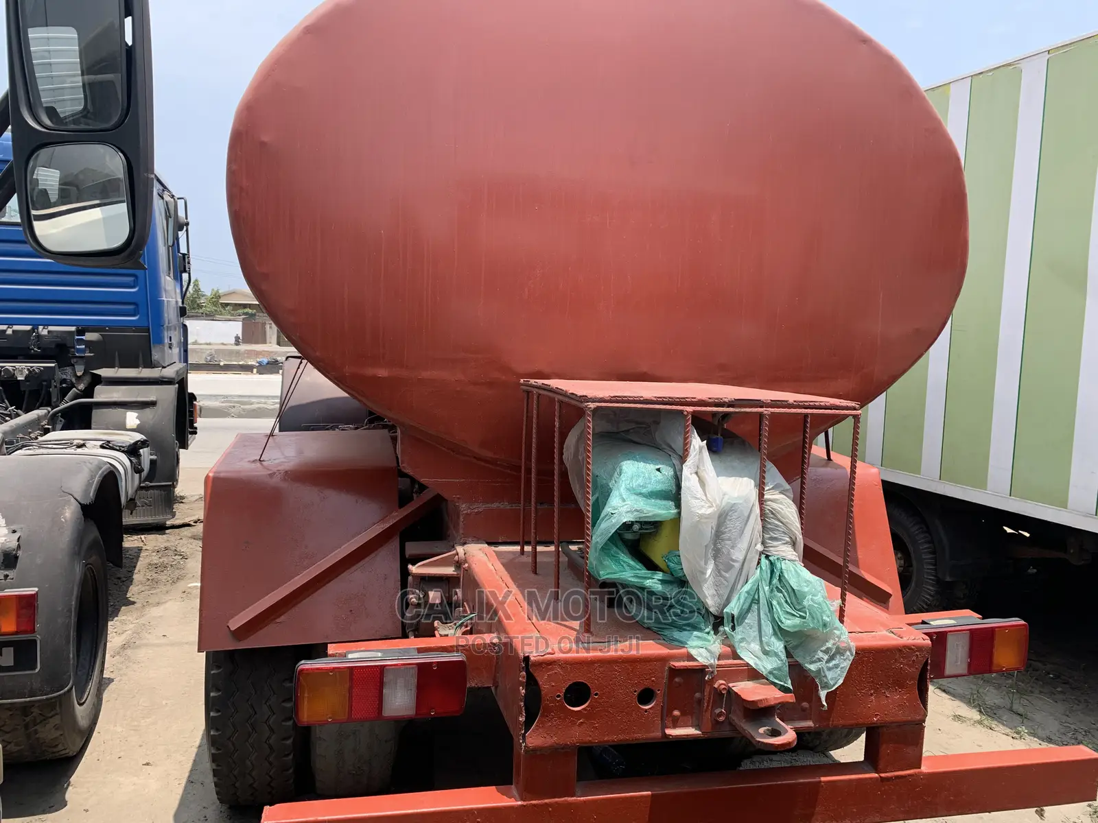 Foreign Used Mercedes Benz Water Tanker Truck