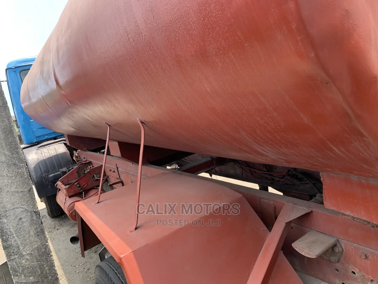 Foreign Used Mercedes Benz Water Tanker Truck