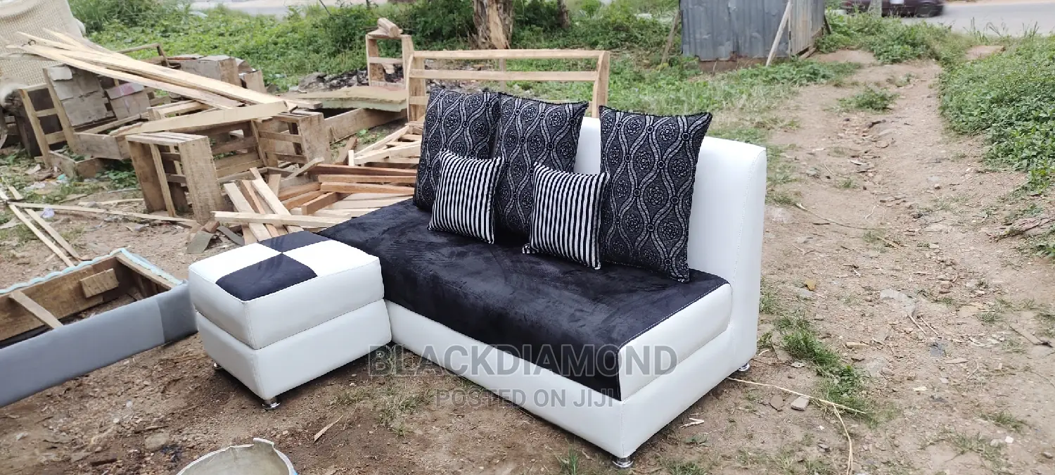 Cheslong Chair by Blackdiamond Furniture and Interior