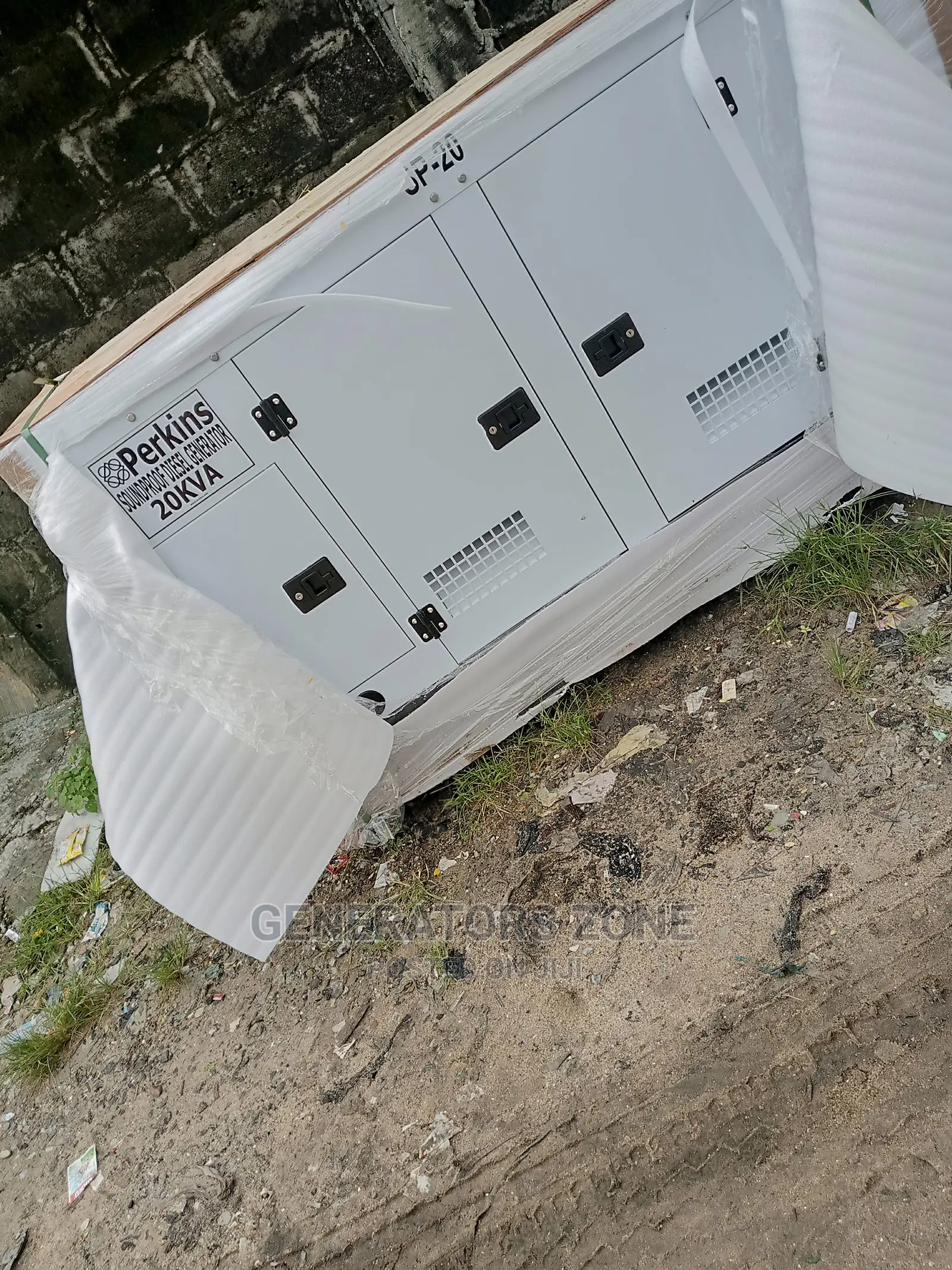 High Quality Perkins Soundproof Diesel Generator Sp20kva