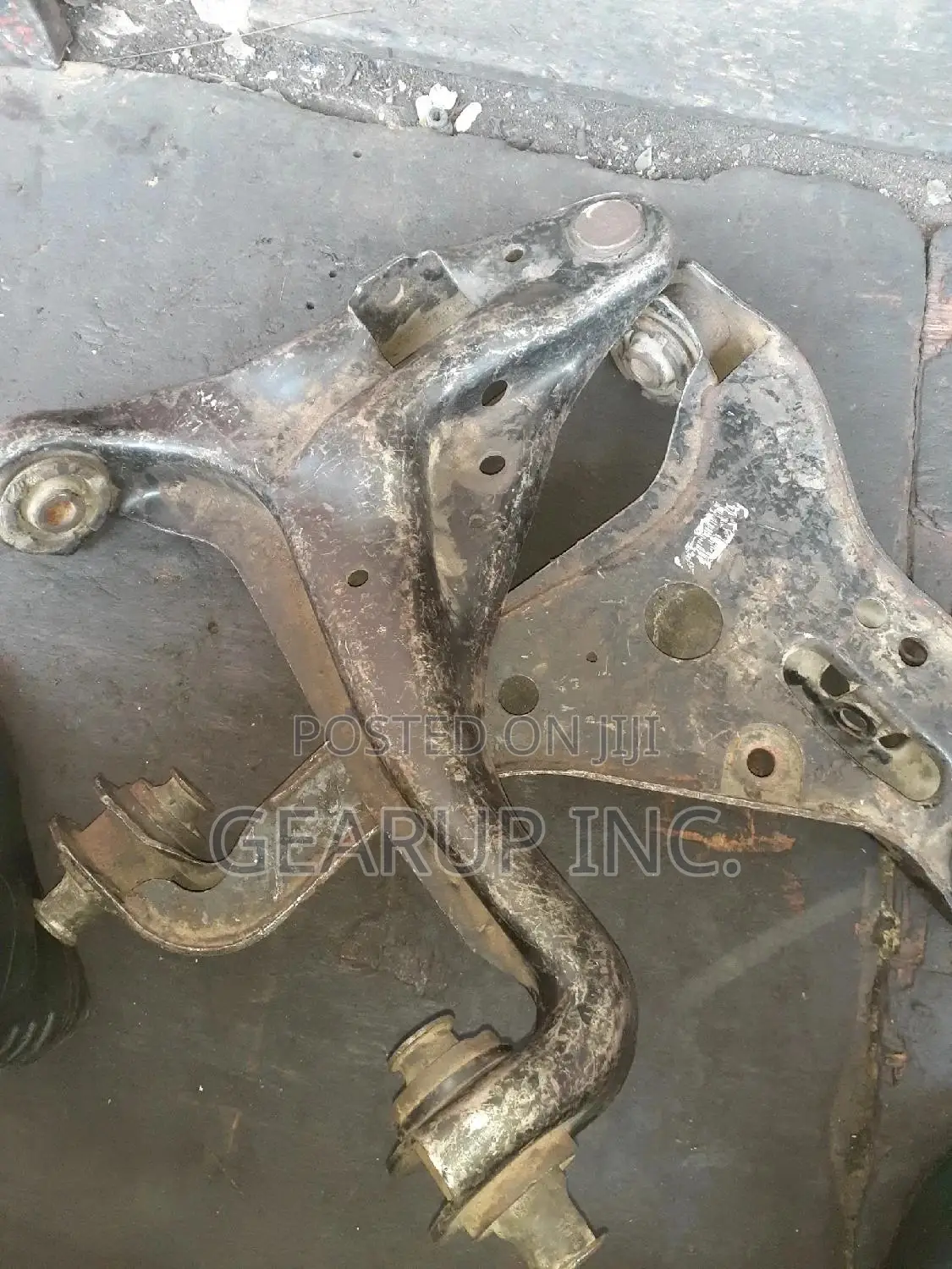 Complete Set of Lower Arm for Ford Explorer 2000-2010