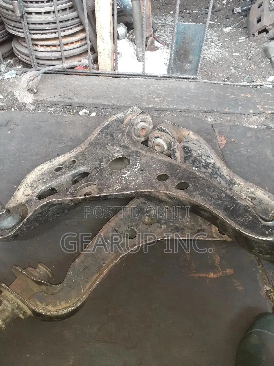 Complete Set of Lower Arm for Ford Explorer 2000-2010